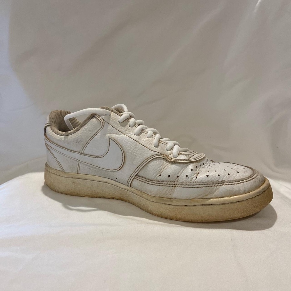 white nike air force courts